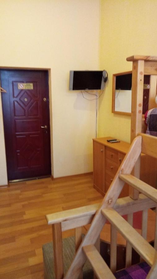 Vishnya Hostel นิปโปร ภายนอก รูปภาพ